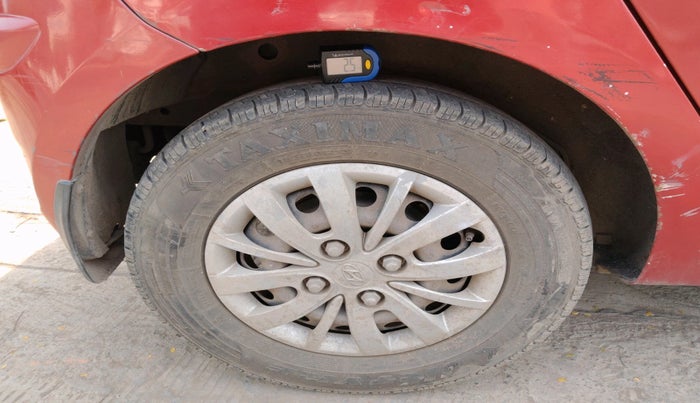 2013 Hyundai i10 MAGNA 1.2, Petrol, Manual, 1,55,868 km, tyre