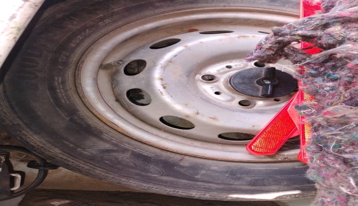 2014 Tata Indica Vista VX TECH QUADRAJET, Diesel, Manual, 1,52,572 km, tyre