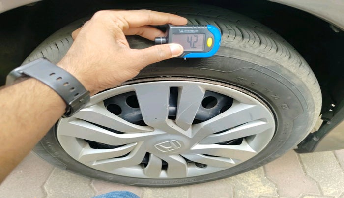 2014 Honda City 1.5L I-DTEC SV, Diesel, Manual, 88,801 km, tyre