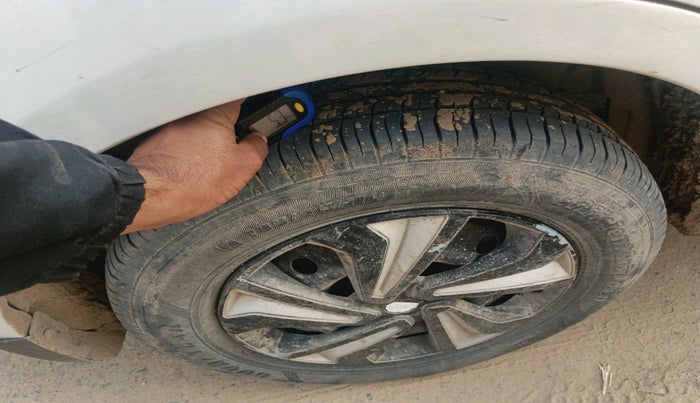 2014 Maruti Swift Dzire LDI, Diesel, Manual, 1,10,364 km, tyre