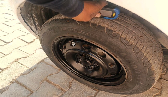 2022 Tata Tiago XT CNG, Petrol, Manual, 48,682 km, tyre