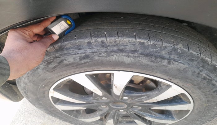 2018 Maruti S Cross ZETA 1.3, Diesel, Manual, 3,10,125 km, tyre