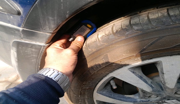 2018 Maruti S Cross ZETA 1.3, Diesel, Manual, 1,42,322 km, tyre