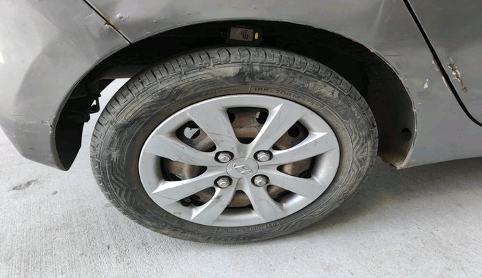 2013 Hyundai Eon MAGNA +, Petrol, Manual, 86,931 km, tyre