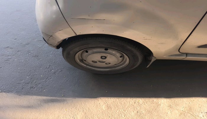 2010 Tata Nano LX, Petrol, Manual, 30,725 km, tyre