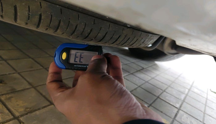 2021 Maruti Ertiga VXI CNG, Petrol, Manual, 51,159 km, tyre