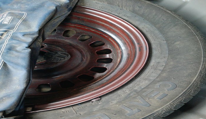 2021 Nissan MAGNITE XL, Petrol, Manual, 43,415 km, tyre