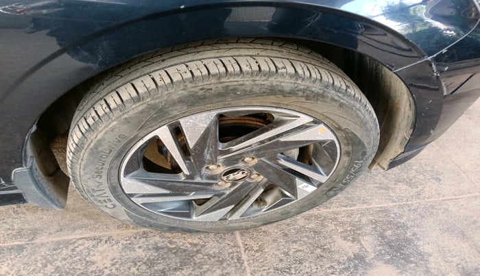 2022 Hyundai NEW I20 ASTA (O) 1.2 AT, Petrol, Automatic, 15,487 km, tyre