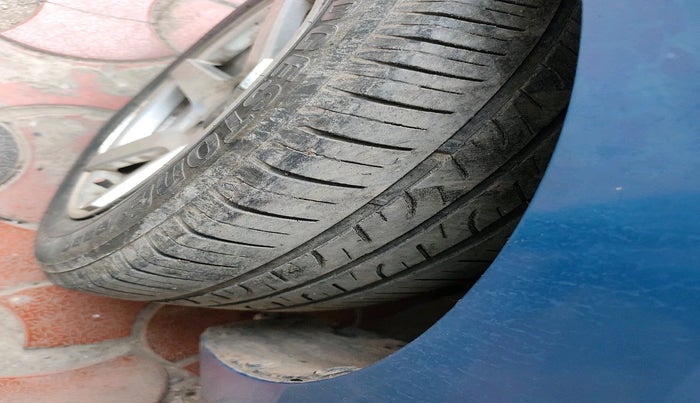 2017 Maruti Celerio VXI AMT, Petrol, Automatic, 84,633 km, tyre