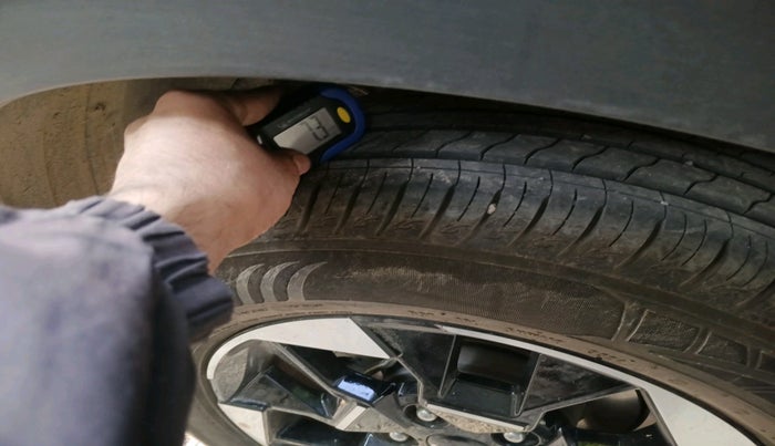 2024 KIA SONET 	 HTX 1.0 TURBO DCT, Petrol, Automatic, 9,408 km, tyre