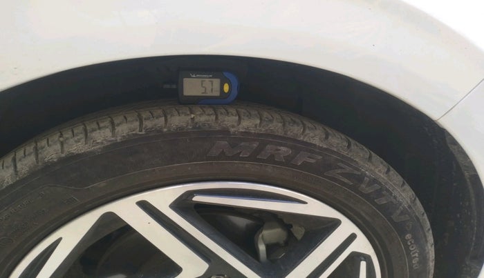 2025 Hyundai GRAND I10 NIOS Sportz (O) 1.2 Kappa AMT, Petrol, Automatic, 5,196 km, tyre