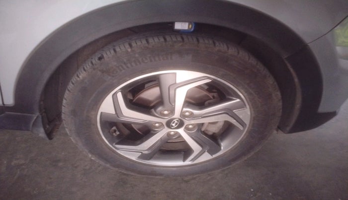 2019 Hyundai Creta SX AT 1.6 DIESEL, Diesel, Automatic, 1,94,442 km, tyre