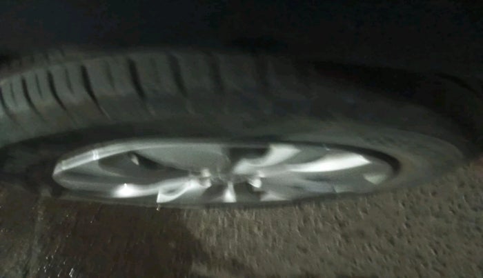 2022 Maruti Baleno SIGMA PETROL 1.2, Petrol, Manual, 13,275 km, tyre