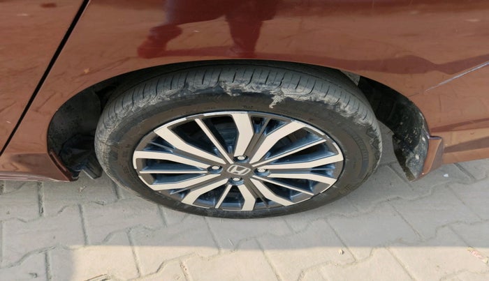 2017 Honda City 1.5L I-VTEC VX CVT, Petrol, Automatic, 87,686 km, tyre