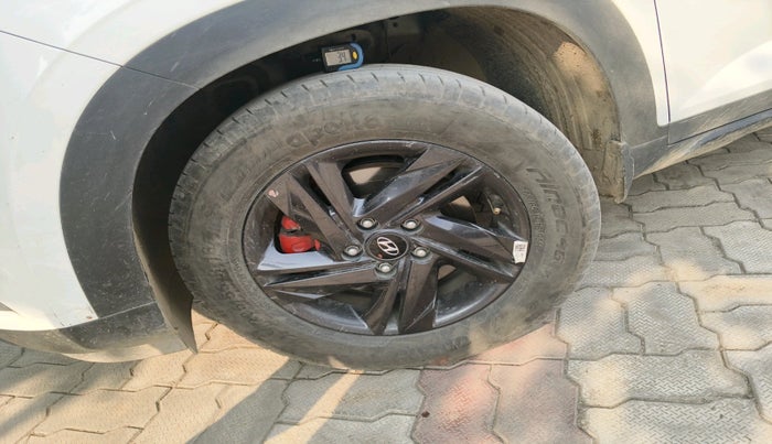 2023 Hyundai Creta S PLUS KNIGHT 1.5 PETROL, Petrol, Manual, 26,321 km, tyre