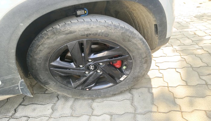 2023 Hyundai Creta S PLUS KNIGHT 1.5 PETROL, Petrol, Manual, 26,321 km, tyre