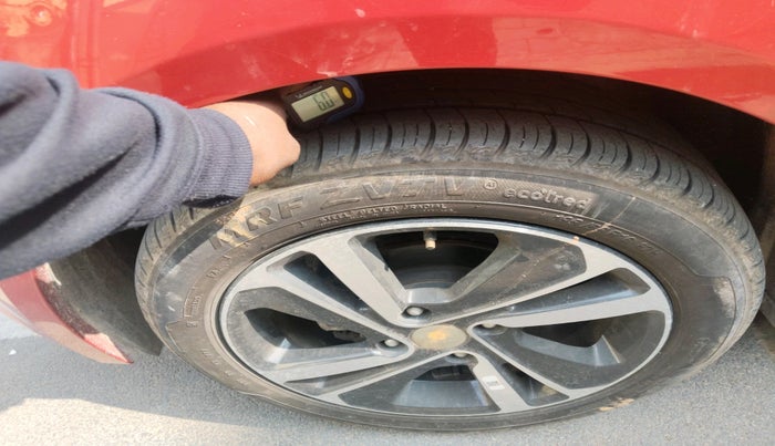 2021 Tata ALTROZ XZ PETROL, Petrol, Manual, 7,074 km, tyre