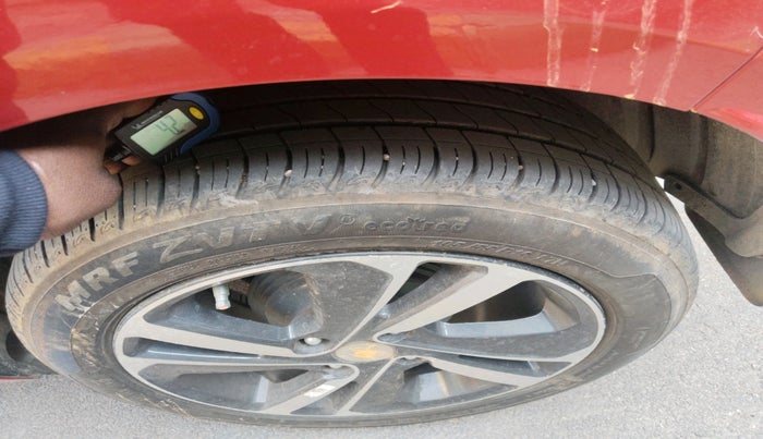 2021 Tata ALTROZ XZ PETROL, Petrol, Manual, 7,074 km, tyre