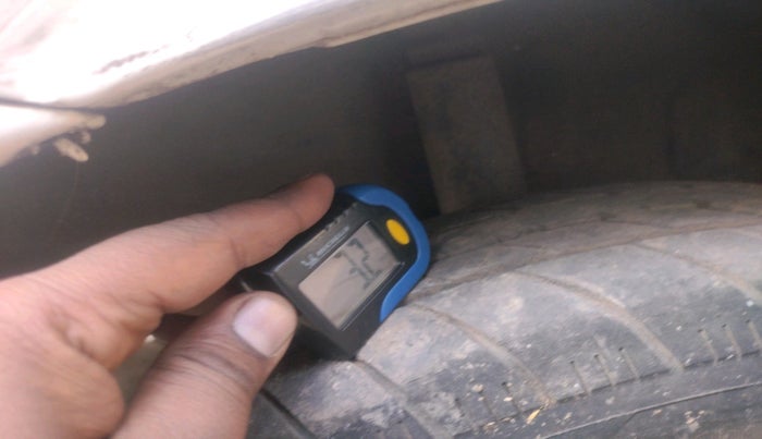 2011 Toyota Etios G, Petrol, Manual, 61,522 km, tyre