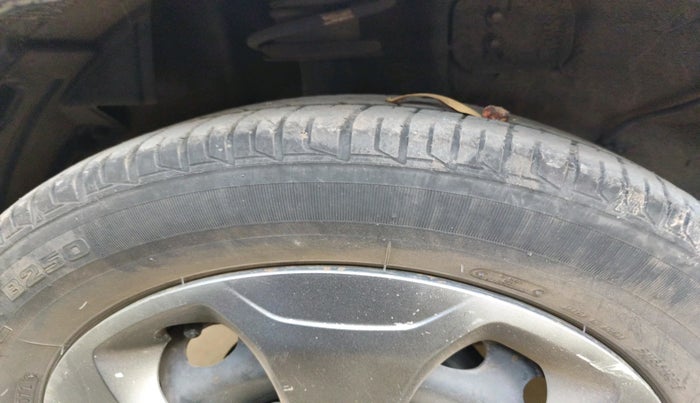 2021 Tata Tiago XT PETROL, Petrol, Manual, 25,834 km, tyre