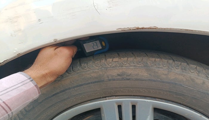 2011 Honda City 1.5L I-VTEC S MT, Petrol, Manual, 1,65,176 km, tyre