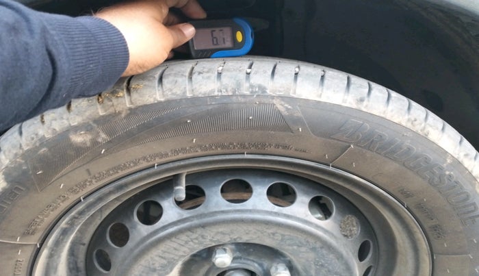 2017 Maruti Baleno DELTA PETROL 1.2, Petrol, Manual, 1,61,542 km, tyre