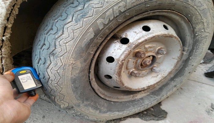 2011 Maruti Alto LX, Petrol, Manual, 99,187 km, tyre