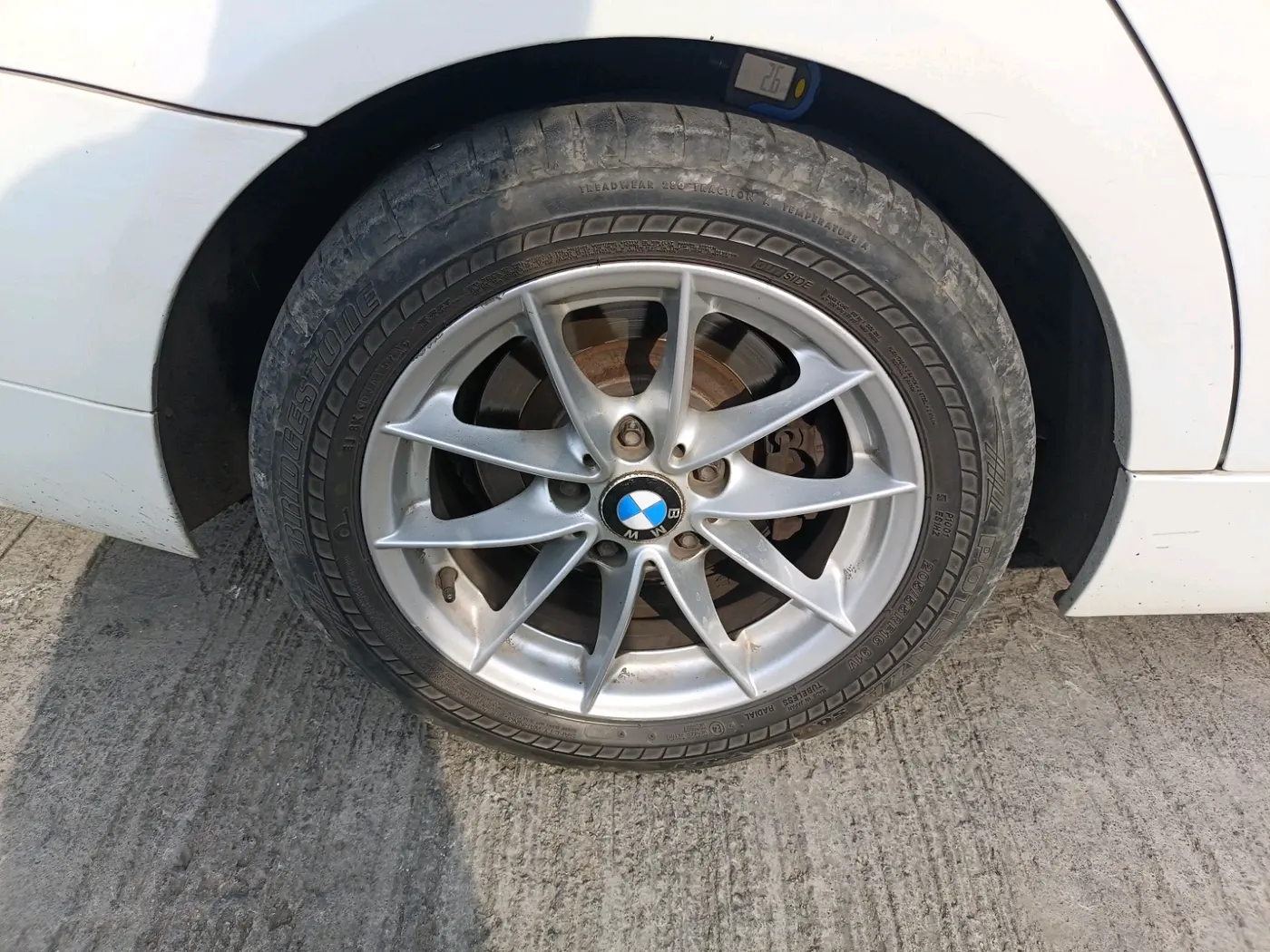 2011 BMW 3 Series 320d, Diesel, Automatic, 1,23,563 km, tyre