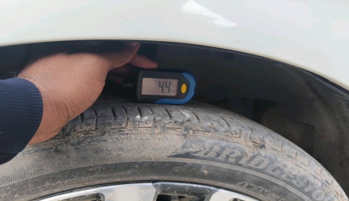 2022 Honda City 1.5L I-VTEC ZX, Petrol, Manual, 22,574 km, tyre