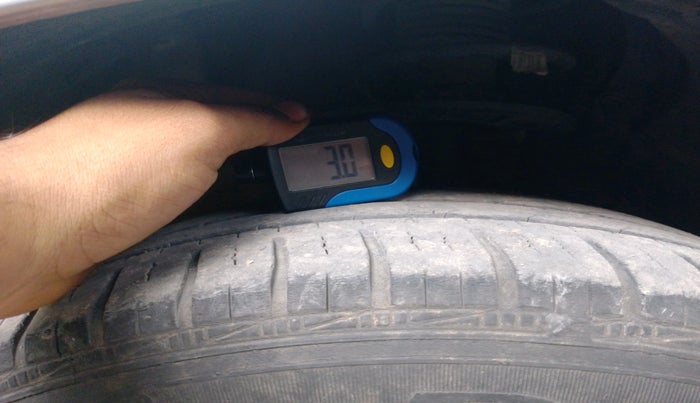 2016 Maruti Baleno DELTA PETROL 1.2, Petrol, Manual, 1,18,032 km, tyre