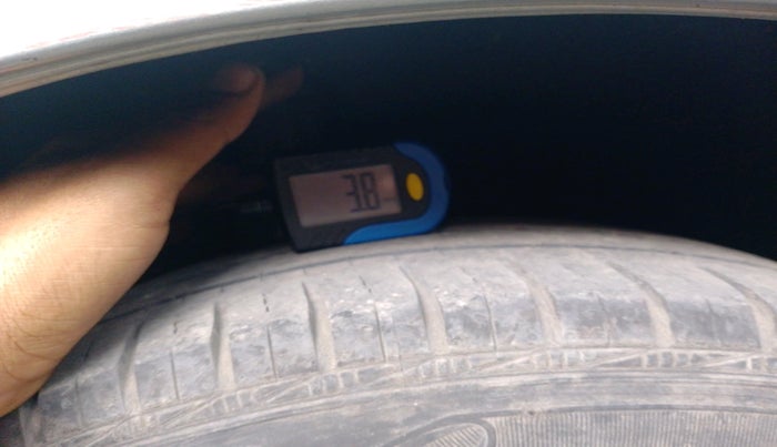 2016 Maruti Baleno DELTA PETROL 1.2, Petrol, Manual, 1,18,032 km, tyre