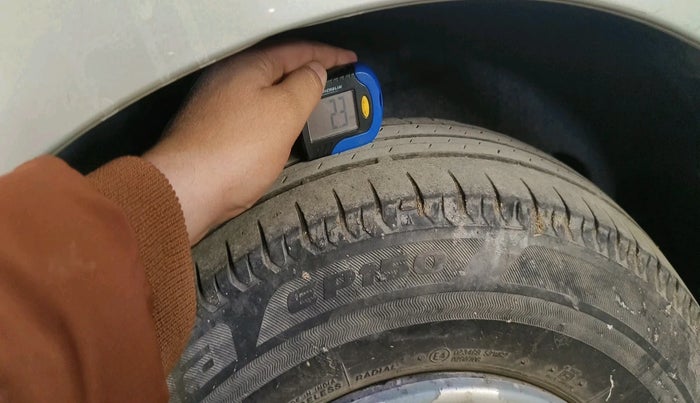 2019 Maruti Dzire VXI, Petrol, Manual, 59,682 km, tyre