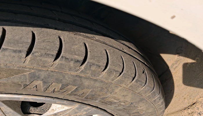 2018 Hyundai Elite i20 MAGNA EXECUTIVE 1.2, Petrol, Manual, 1,20,785 km, tyre