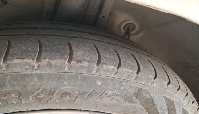 2018 Hyundai Elite i20 MAGNA EXECUTIVE 1.2, Petrol, Manual, 1,20,785 km, tyre