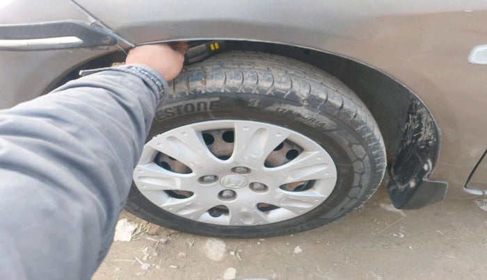 2014 Honda Amaze 1.2L I-VTEC S, Petrol, Manual, 86,937 km, tyre