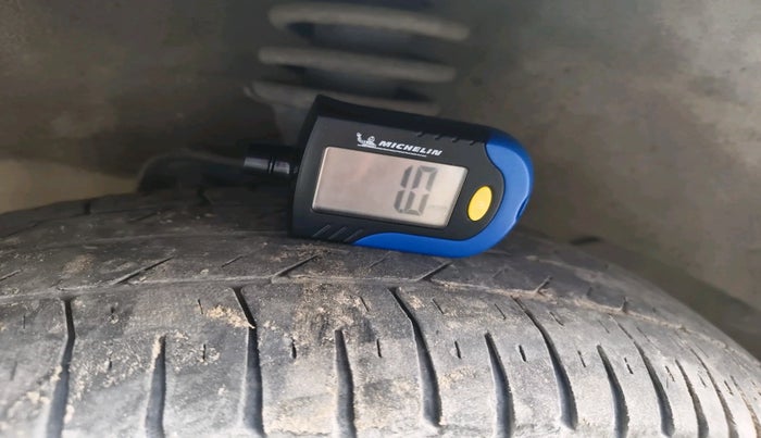 2022 Maruti Eeco 7 STR STD(O), Petrol, Manual, 35,214 km, tyre