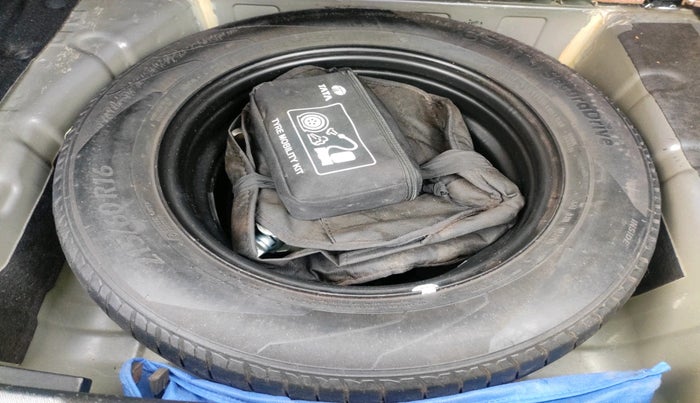 2023 Tata NEXON EV FEARLESS MEDIUM RANGE, Electric, Automatic, 86,908 km, tyre