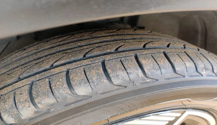 2023 Tata NEXON EV FEARLESS MEDIUM RANGE, Electric, Automatic, 86,908 km, tyre