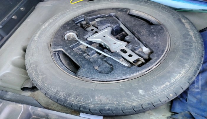 2017 Maruti Vitara Brezza ZDI PLUS, Diesel, Manual, 1,83,334 km, tyre