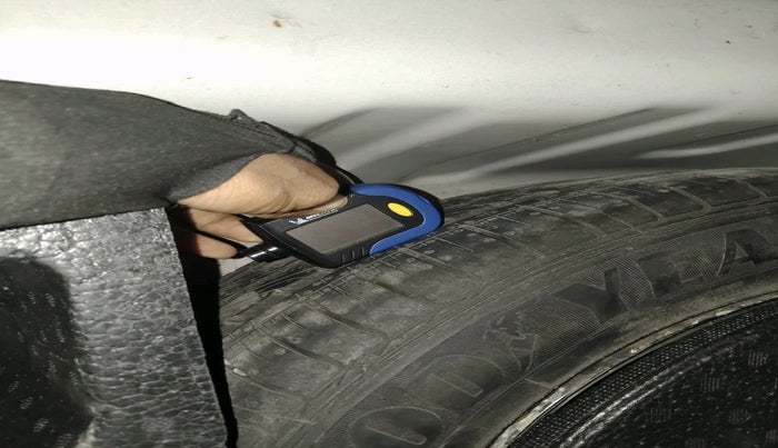 2016 Maruti Ciaz ZXI+ AT, Petrol, Automatic, 38,449 km, tyre