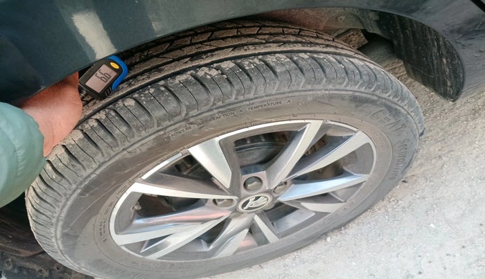 2022 Skoda SLAVIA STYLE 1.5L TSI DSG, Petrol, Automatic, 17,949 km, tyre