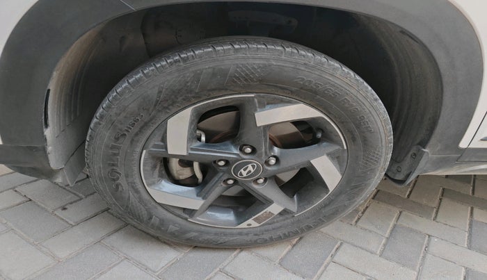 2020 Hyundai Creta EX 1.5 PETROL, Petrol, Manual, 43,781 km, tyre