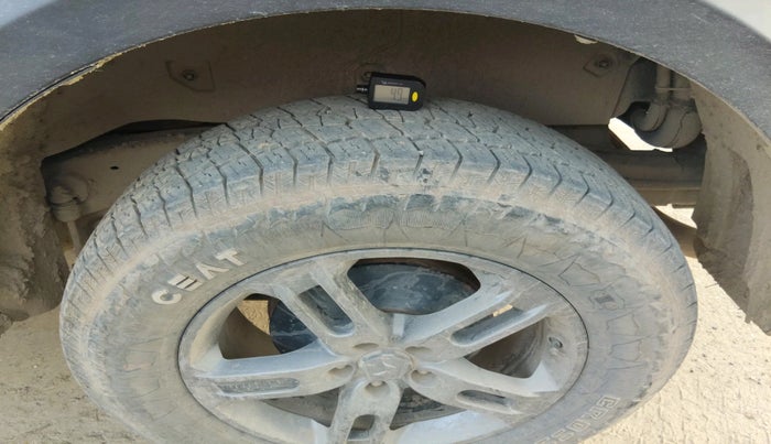 2022 Mahindra Thar LX HT PETROL 4WD MT, Petrol, Manual, 42,642 km, tyre