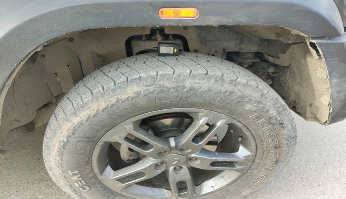 2022 Mahindra Thar LX HT PETROL 4WD MT, Petrol, Manual, 42,642 km, tyre