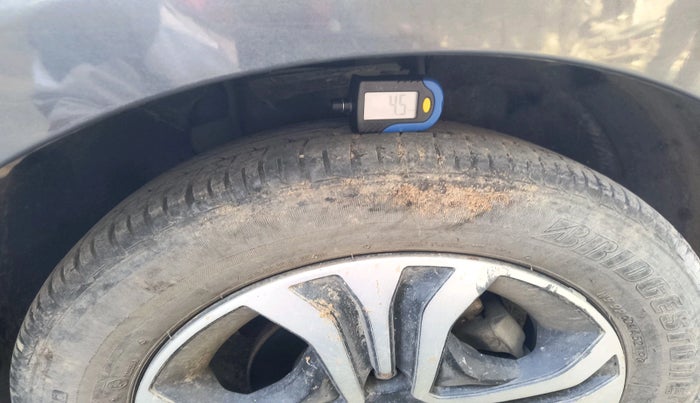 2020 Tata Tiago XZ PETROL, Petrol, Manual, 35,169 km, tyre