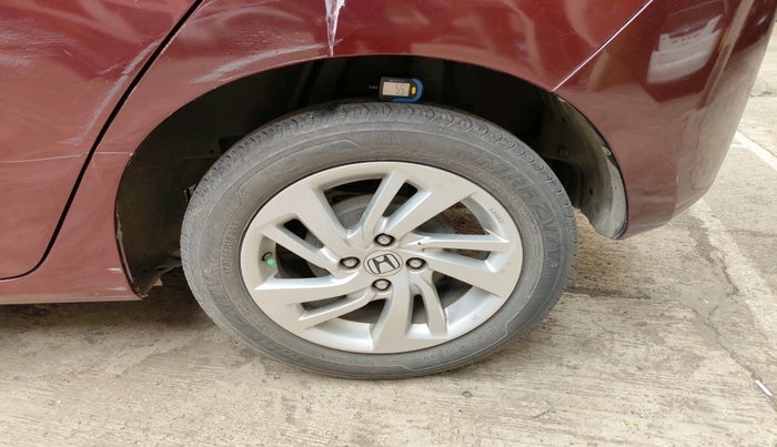 2016 Honda Jazz 1.2L I-VTEC V AT, Petrol, Automatic, 87,546 km, tyre