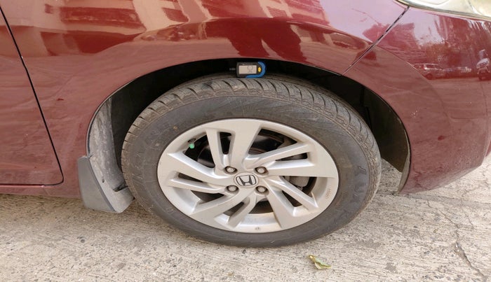 2016 Honda Jazz 1.2L I-VTEC V AT, Petrol, Automatic, 87,546 km, tyre