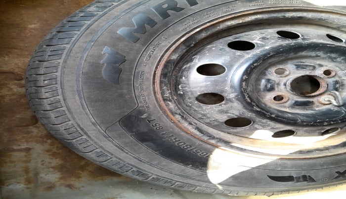 2016 Maruti Swift Dzire TOUR DIESEL, Diesel, Manual, 1,09,823 km, tyre