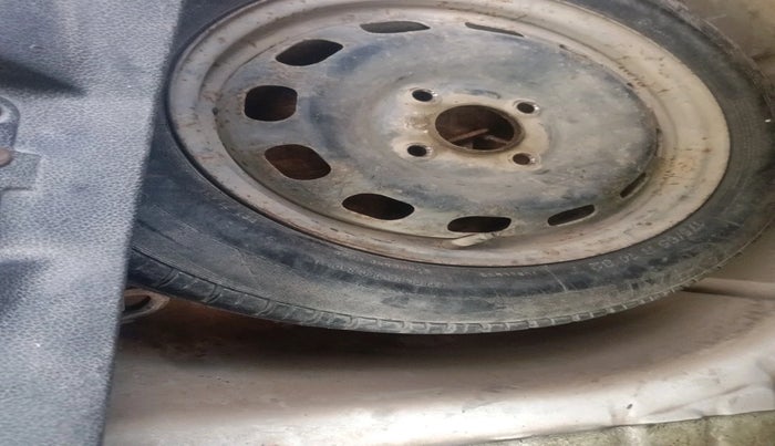 2011 Ford Figo EXI 1.4 DIESEL, Diesel, Manual, 61,407 km, tyre