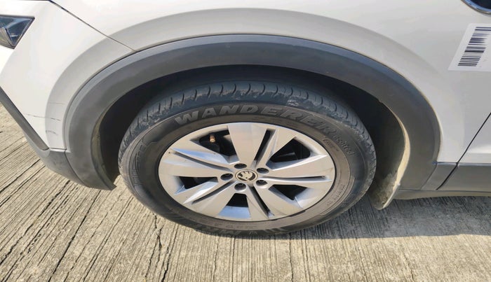 2023 Skoda KUSHAQ Active plus 1.0 TSI , Petrol, Manual, 36,131 km, tyre